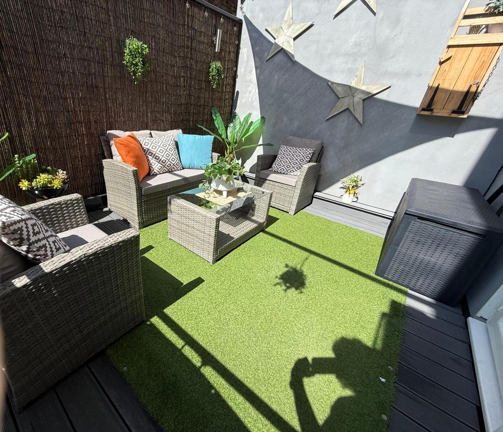 The Duplex Margate With Deck & Living Space Air Conditioning Buitenkant foto
